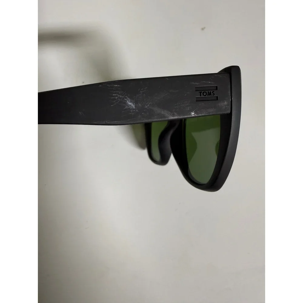 TOMS Sydney Matte Black Cat Eye Sunglasses Green Lens 50-23-148